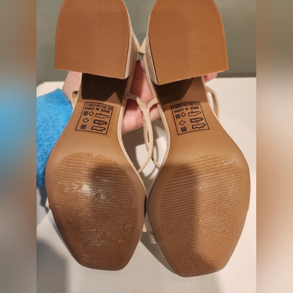 NWOT! HEELS | TAN SUEDE size 6.5 - Picture 3 of 10